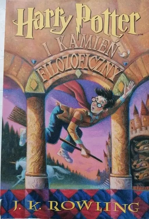 Harry Potter i Kamień Filozoficzny / Harry Potter and the Philosopher's Stone, Harry Potter 1